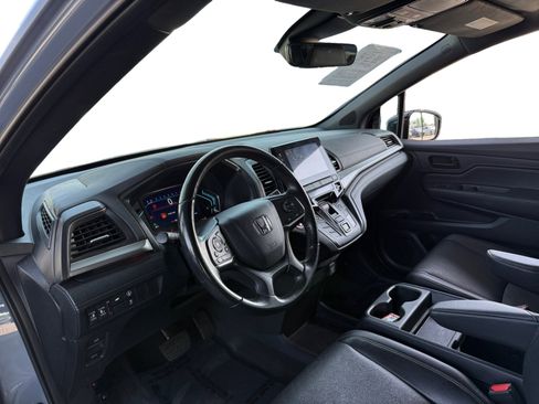 Used 2023 Honda Odyssey Sport image 9