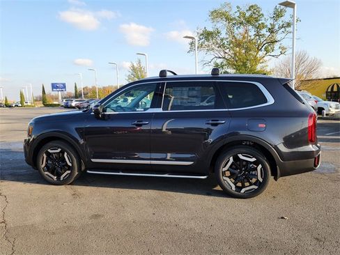 New 2025 Kia Telluride S image 6