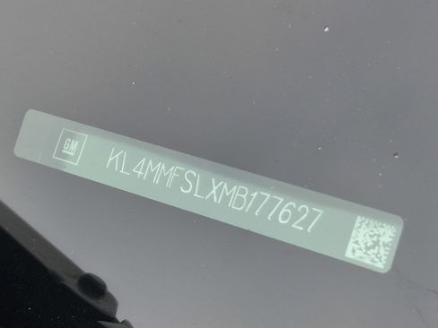 Used 2021 Buick Encore GX Essence w/ Advanced Technology Package image 34