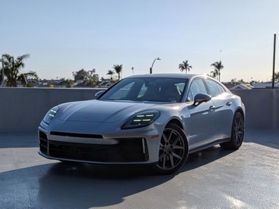 New 2025 Porsche Panamera
