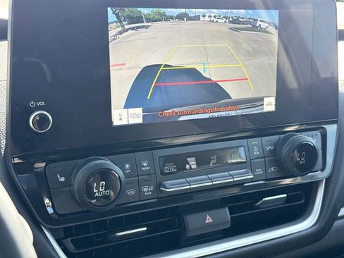 Used 2025 Toyota Grand Highlander AWD Hybrid image 26