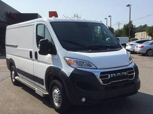Used 2025 RAM ProMaster 2500 w/ U-Haul Equipment Group FWD image 1