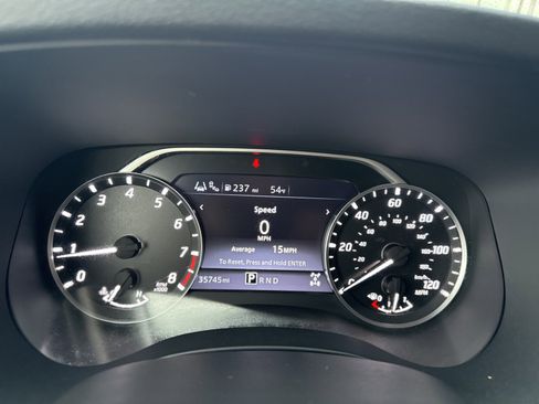 Used 2022 Nissan Frontier SV image 32