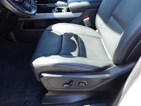 Used 2021 RAM 1500 Sport w/ Leather & Sound Group AWD/4WD image 16