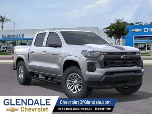 New 2026 Chevrolet Colorado LT w/ LPO, Hood Decal Package RWD image 7