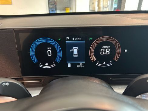 Used 2026 Hyundai Kona SEL Sport FWD image 34
