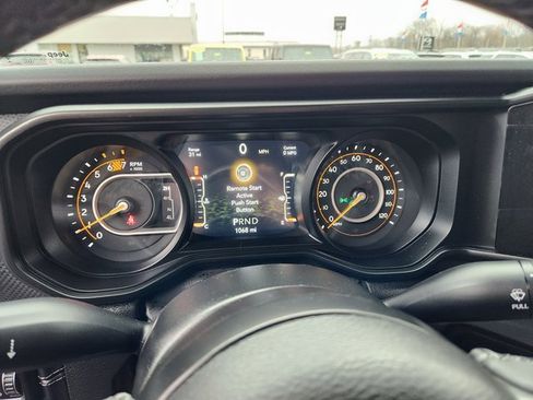 Used 2025 Jeep Wrangler Unlimited Rubicon w/ XTREMEE 35" Tire Package image 19