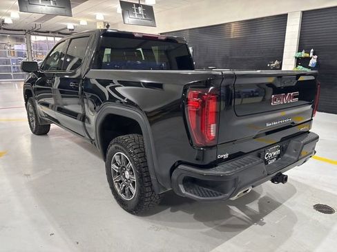 Used 2025 GMC Sierra 1500 AT4 AWD/4WD image 4
