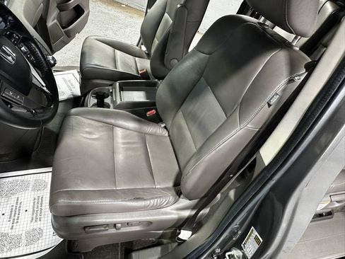 Used 2013 Honda Odyssey Touring image 22