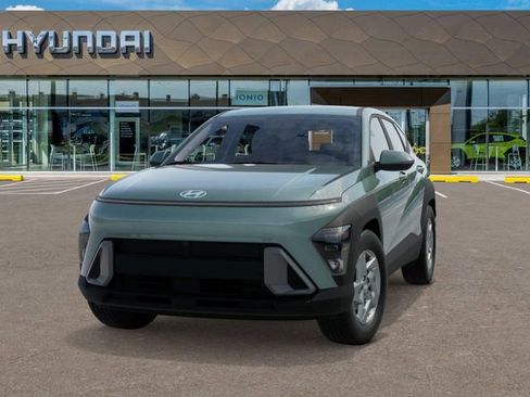 New 2026 Hyundai Kona SE image 6