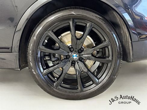 Used 2023 BMW X7 xDrive40i w/ M Sport Package AWD/4WD image 24