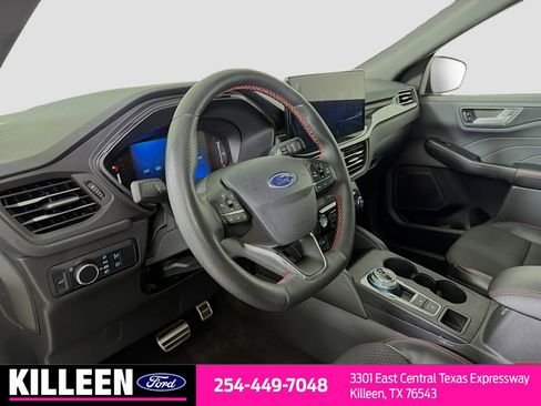 Used 2024 Ford Escape ST-Line w/ Tech Pack #1 AWD/4WD image 10