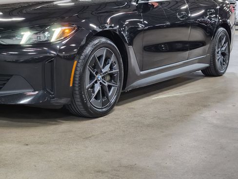 Used 2025 BMW i4 eDrive40 w/ Premium Package RWD image 17