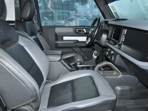 Used 2023 Ford Bronco Big Bend image 12
