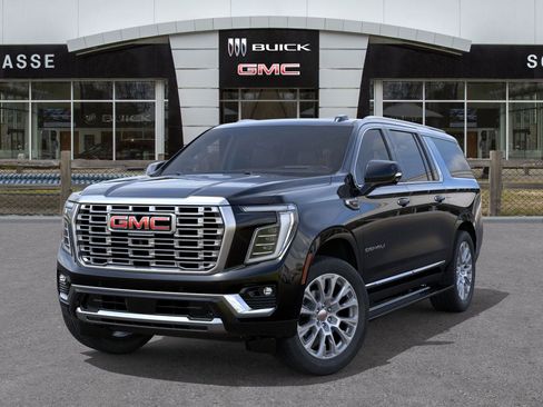 New 2026 GMC Yukon XL Denali w/ Denali Reserve Package image 6
