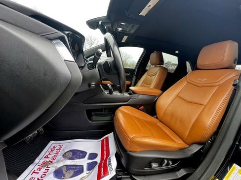 Used 2021 Cadillac XT5 Premium Luxury image 14