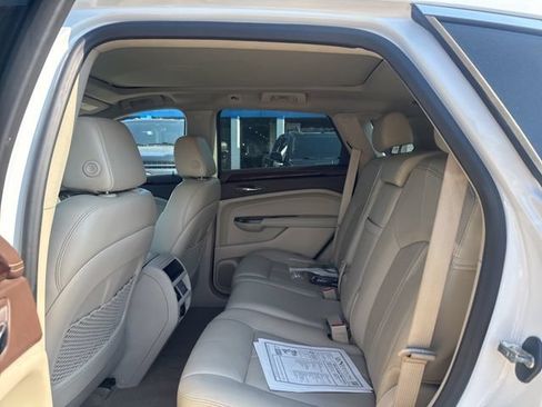Used 2014 Cadillac SRX Luxury FWD image 11