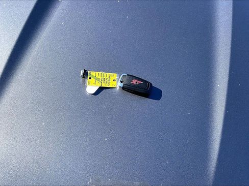 Used 2022 Ford Explorer ST w/ Equipment Group 401A image 14