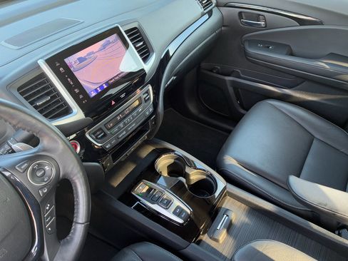 Certified 2020 Honda Ridgeline RTL-E image 18