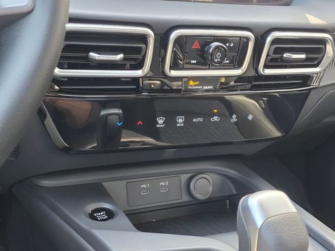 New 2026 Nissan Sentra SV FWD image 22