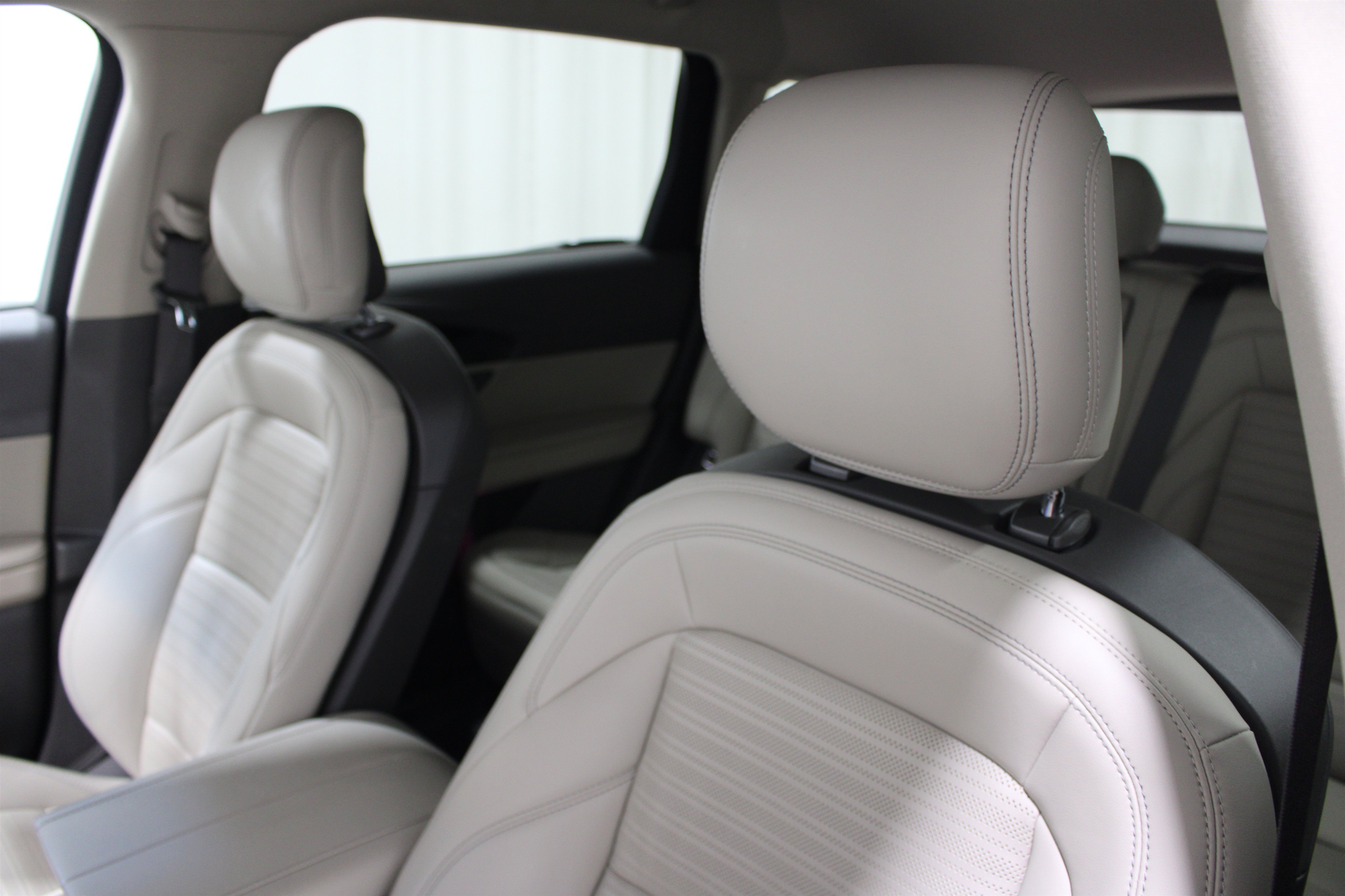 Used 2024 Lincoln Nautilus Reserve AWD/4WD image 4