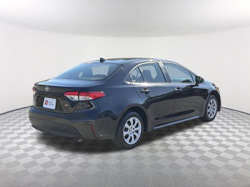 Certified 2024 Toyota Corolla LE image 17