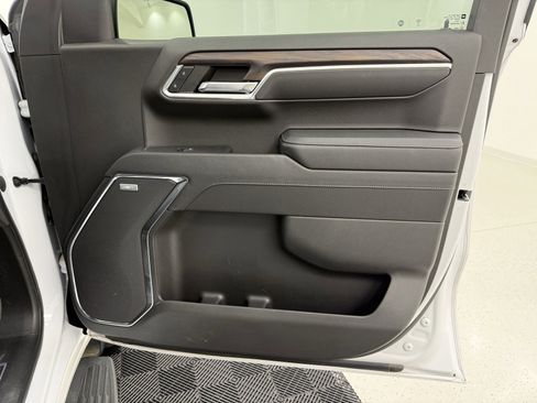 Used 2023 GMC Sierra 1500 SLT w/ SLT Premium Package image 36