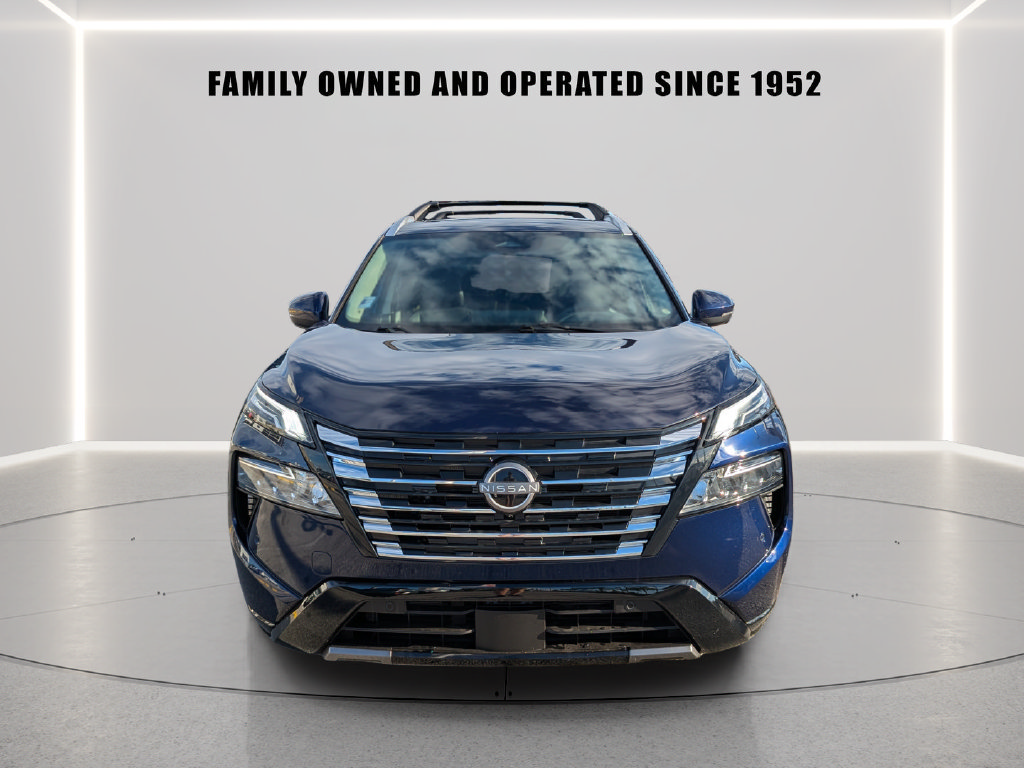 Used 2025 Nissan Rogue Platinum FWD image 6