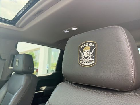 Used 2019 Chevrolet Silverado 1500 LTZ w/ LTZ Plus Package AWD/4WD image 27