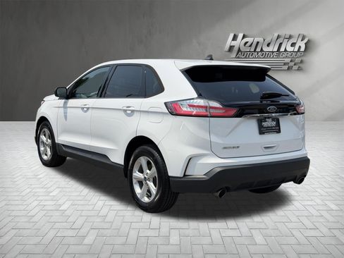 Used 2020 Ford Edge SE FWD image 8