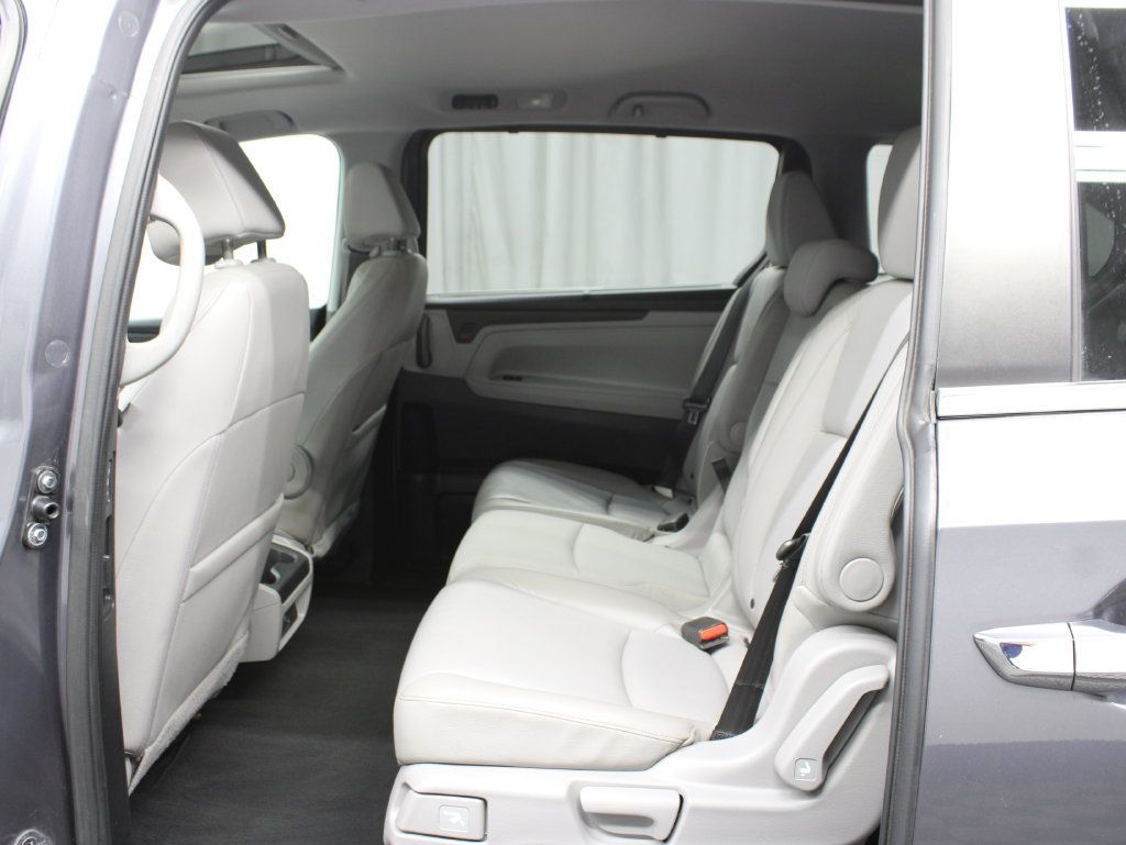 Used 2018 Honda Odyssey EX-L image 16