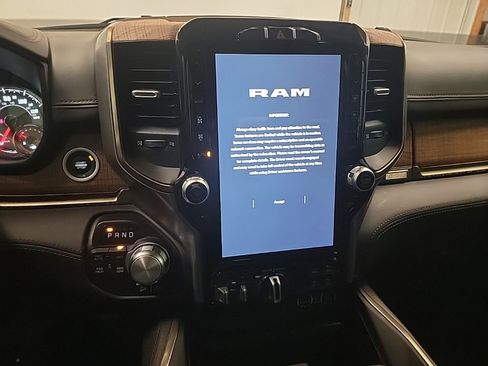 Used 2022 RAM 1500 Limited w/ Trailer Tow Group image 17