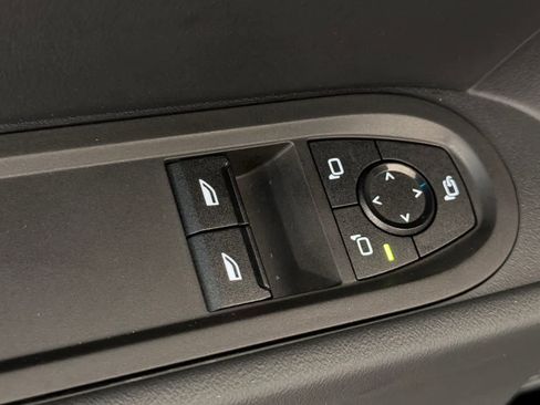 Certified 2025 MINI Cooper 2-Door Hardtop FWD image 13