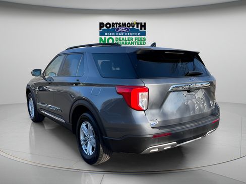 Used 2022 Ford Explorer XLT w/ Equipment Group 202A AWD/4WD image 26