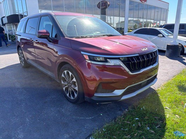 Certified 2024 Kia Carnival EX FWD image 1