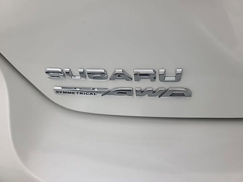 Used 2025 Subaru Crosstrek 2.0i Premium AWD/4WD image 10