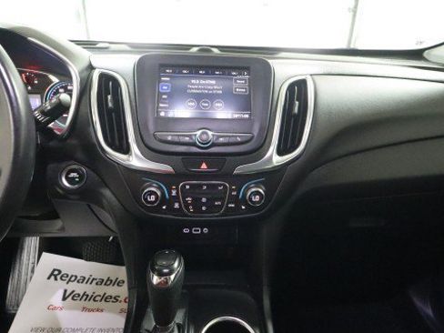 Used 2021 Chevrolet Equinox LT FWD image 12