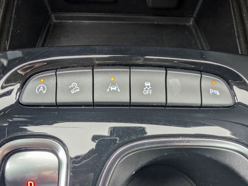 Used 2023 Buick Envision Preferred image 22