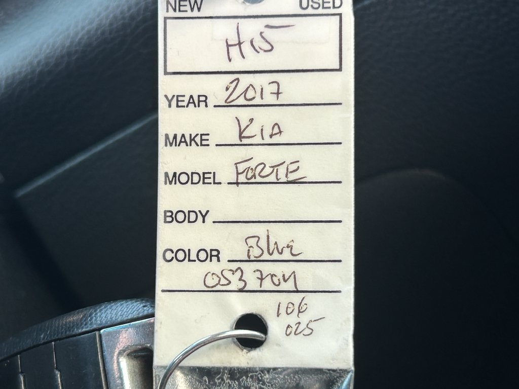Used 2017 Kia Forte S FWD image 33