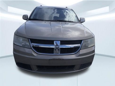Used 2009 Dodge Journey SXT w/ Convenience Group I FWD image 2