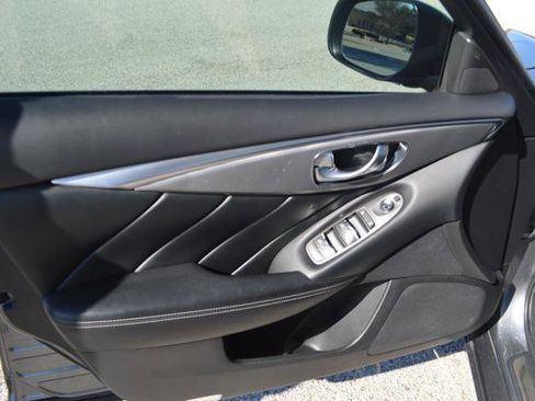 Used 2015 INFINITI Q50 Premium w/ Navigation Package image 11