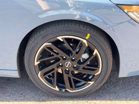 New 2026 Nissan Sentra SR image 10