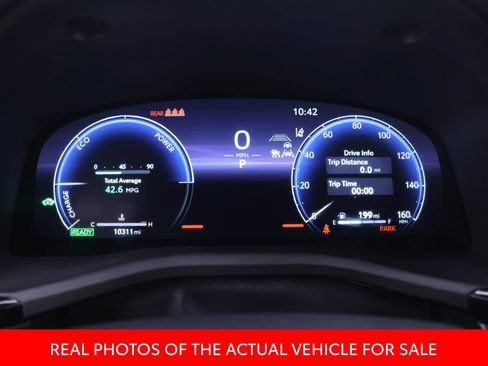 Certified 2025 Toyota Camry XLE FWD image 7