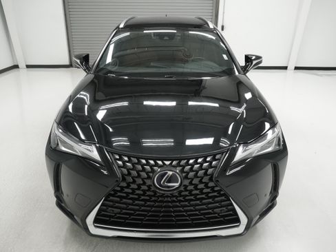 Used 2021 Lexus UX 250h AWD/4WD image 2
