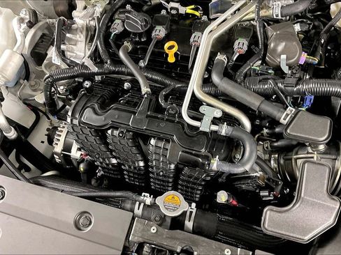 New 2026 Nissan Altima 2.5 SR AWD/4WD image 34