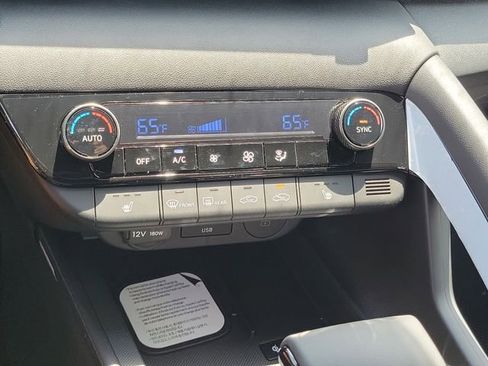 New 2026 Hyundai Elantra SEL Sport FWD image 13