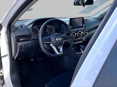 Certified 2025 Nissan Sentra SV FWD image 17