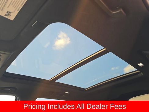 Used 2024 Chevrolet Tahoe LT w/ Luxury Package AWD/4WD image 9
