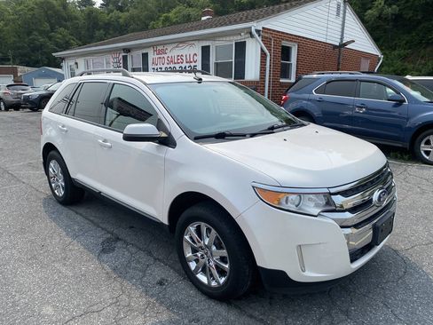 Used 2014 Ford Edge SEL w/ Equipment Group 205A AWD/4WD image 3