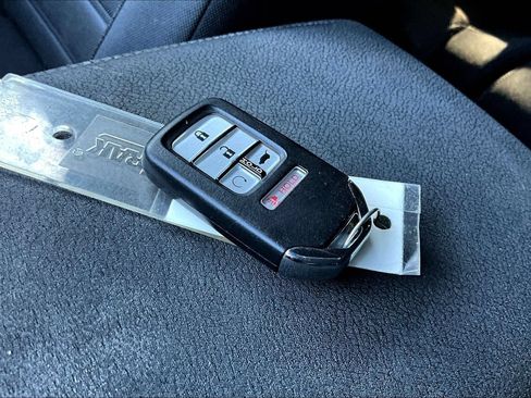 Used 2019 Honda CR-V EX image 34